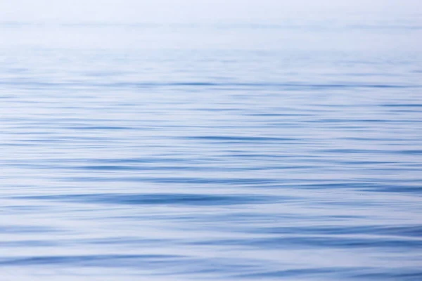 Uitgestrektheid Van Het Water Het Meer Als Achtergrond — Stockfoto