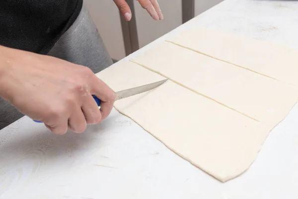 Cutting Dough Kitchen Photos Studio — Stock Photo, Image