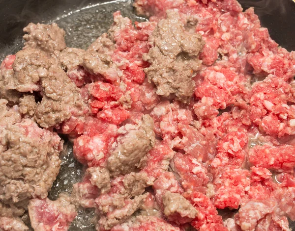 Tavada Kızartılmış Biftek Fotoğraflar Stüdyoda — Stok fotoğraf