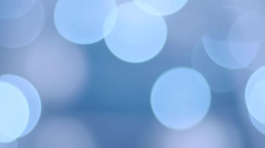 Garland bulanık mavi bokeh arka plan