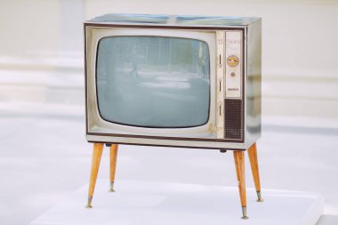 eski tv