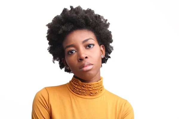 Fiatal Gyönyörű Afro Szomorú Boldogtalan Kifejezés — Stock Fotó