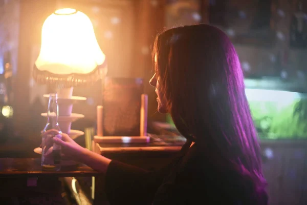 Young Woman Having Drink Bar Night — Stock Photo, Image