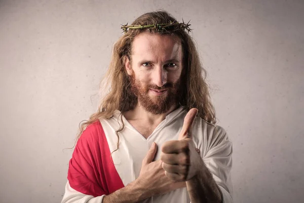 Muž Oblečený Jako Ježíš Ukazuje — Stock fotografie