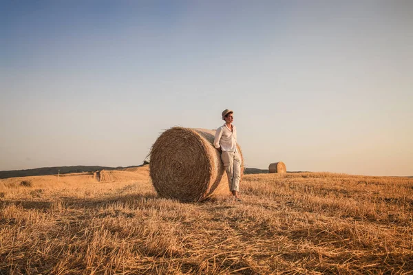 Homem Campo — Fotografia de Stock