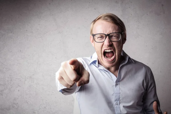 Uomo Gridando Sottolineando — Foto Stock