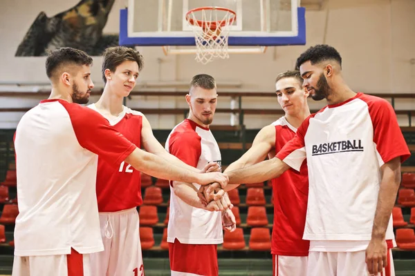 Basket Takımı Maç Öncesi — Stok fotoğraf