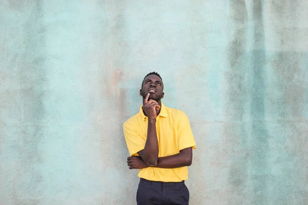 Guapo Joven Negro Hombre Pensando Duro —  Fotos de Stock