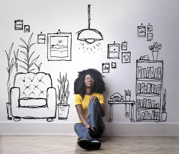 Mujer Negra Sentada Una Habitación Dibujada — Foto de Stock