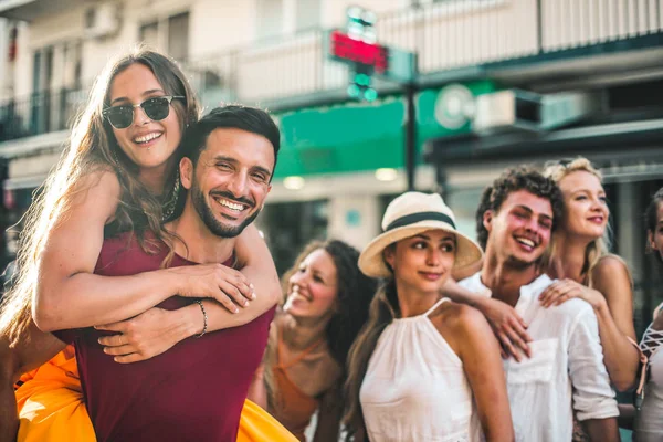 Momenti Divertenti Gruppo Amici — Foto Stock