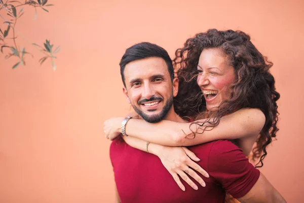 Two Lovers Have Funny Moment Together — Stock Photo, Image