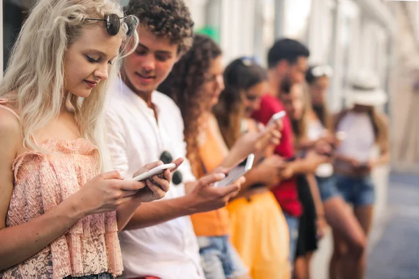 Texting Samen Muur — Stockfoto