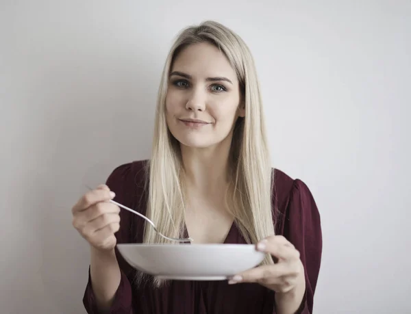 Blonde Girl Have Breakfast — Stock Photo, Image