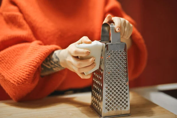 Girl Grate Cheese Kitchen — Stock Photo, Image