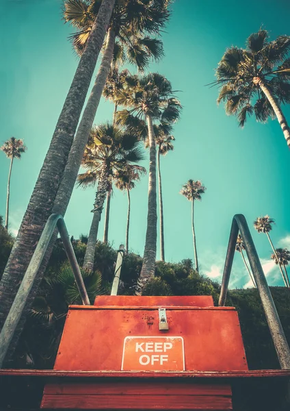 Cadeira retro do Lifeguard da praia de Havaí — Fotografia de Stock