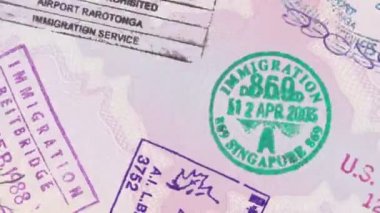 Avrupa Pasaportundaki Damga Üzerine Animasyon Çevirme