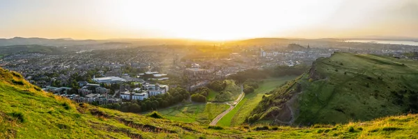 Panorama Edinburgh Scotland Skyline Beautiful Summer Sunset — Stock Photo, Image