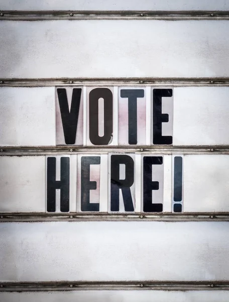 Retro Sign Used Say Vote Here Polling Place 2020 Presidential — Stock Photo, Image