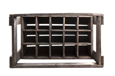 Özgün Veuve Clicquot 15 şişe ahşap şampanya sandık beyaz bir arka plan üzerinde