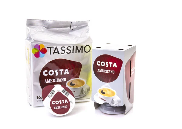 白い背景に Swindon イギリス 2017 Tassimo アメリカーノ コーヒーのポッド — ストック写真