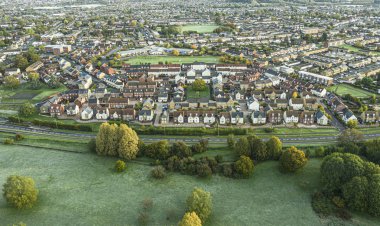 Swindon Uk - 26 Ekim 2019: Swindon, Wiltshire 'da Moredon' un hava görüntüsü