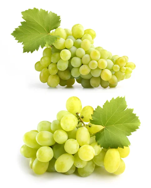 Cachos Saborosos Uvas Brancas Com Folha Branco — Fotografia de Stock