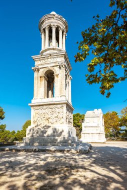 Glanum yaz, Provence