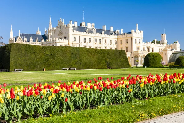 Lednice Palazzo Con Giardino Repubblica Ceca — Foto Stock