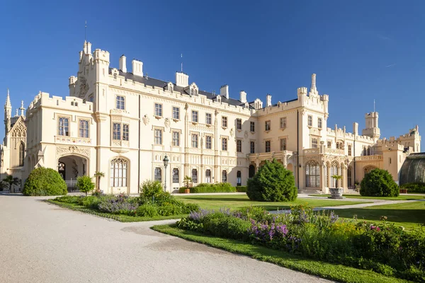 Lednice Palast Mit Garten Tschechische Republik — Stockfoto