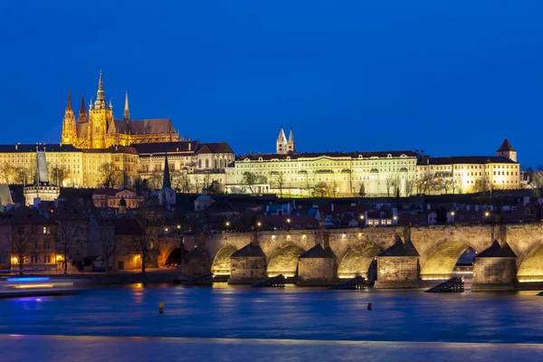 Prag Kalesi Charles Köprüsü Prague Çek Cumhuriyeti — Stok fotoğraf