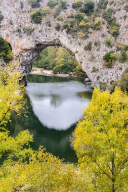 Fransa, Ardeche nehri ile Pont d 'Arc