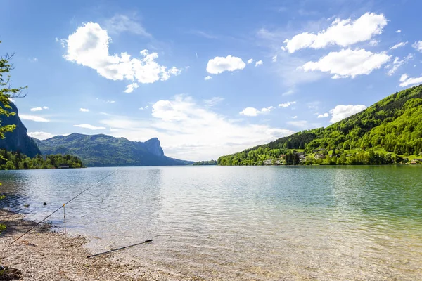 Озеро в районе Hallstat, Австрия — стоковое фото