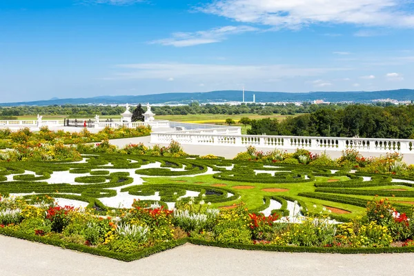 Jardim de Hof Palace, Baixa Áustria, Áustria — Fotografia de Stock