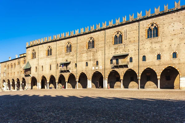 Old square in Mantova, Italy — Stock Photo, Image