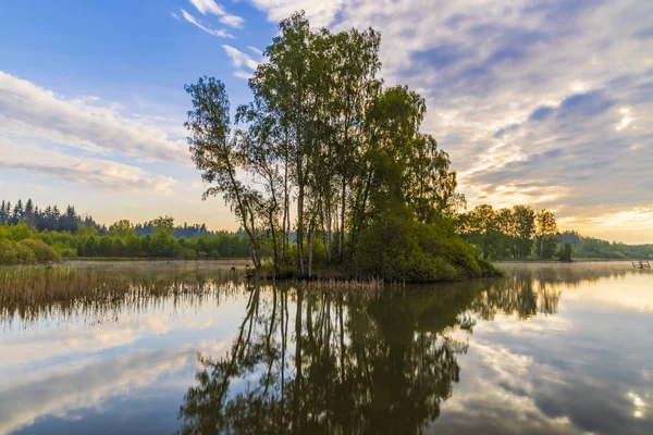 Trebon yakınlarındaki gölet, Güney Bohemya, Czecg Cumhuriyeti — Stok fotoğraf