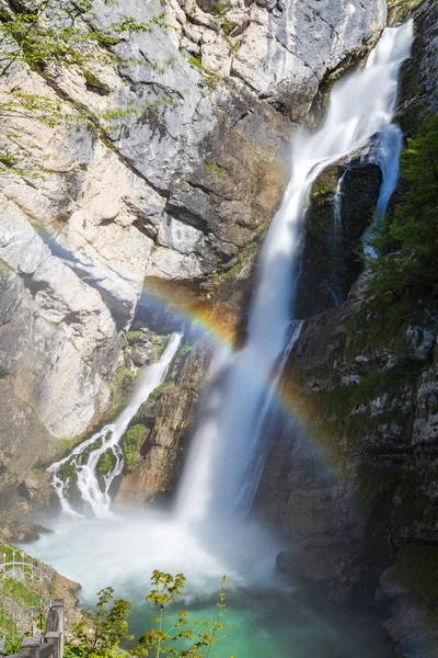 Triglav doğal parkında Savica şelalesi, Slovenya — Stok fotoğraf