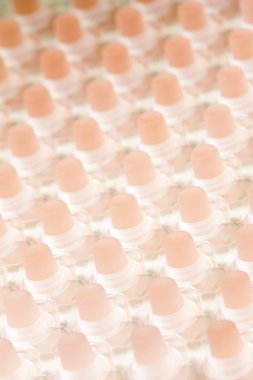 Şarap için pembe cam durdurucu