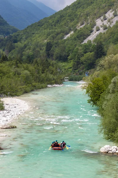 Kajakarstwo, Soca w Parku Narodowym Triglav, Słowenia — Zdjęcie stockowe