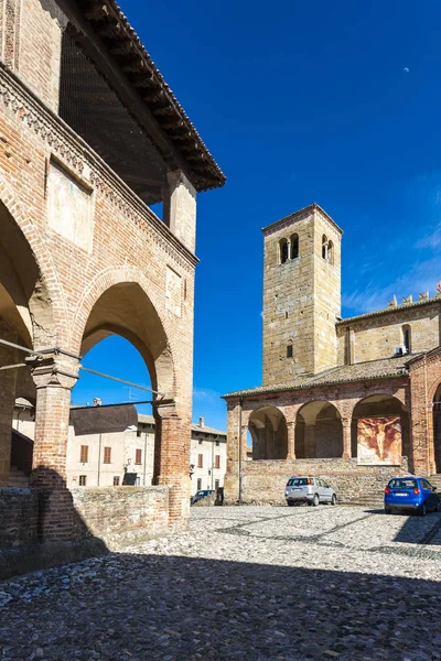 Castell Arquato in north Italy — Stock Photo, Image