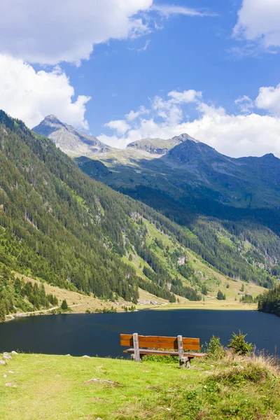 Alpine mountain lake Riesachsee near Schladming in Austria — Stock Photo, Image