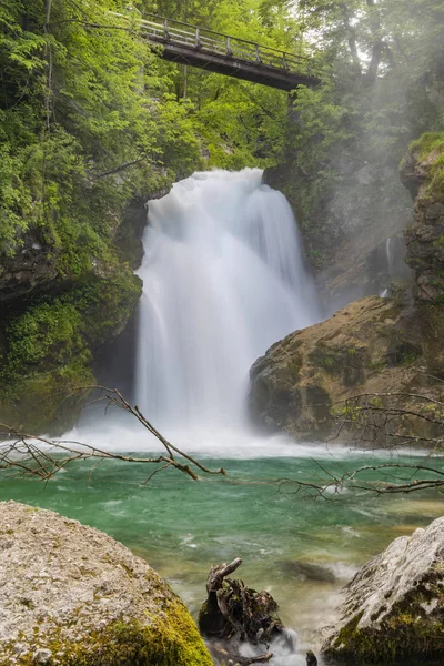 Sumový vodopád v přírodním parku Triglav, Slovinsko — Stock fotografie