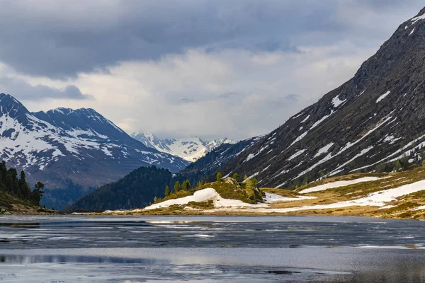 Landschap bij Staller Saddle, Hoge Tauern, Oost-Tirol, Oostenrijk — Stockfoto