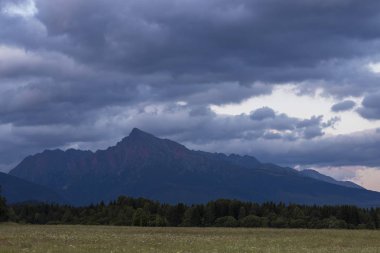 Krivan ile gün batımı, Hight Tatras, Slovakya