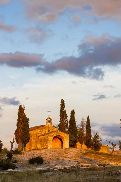 Chapelle St. Sixte près d'Eygalieres, Provence, France — Photo