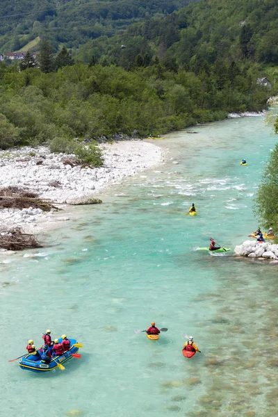 Rafting, Soca nel parco nazionale del Triglav, Slovenia — Foto Stock