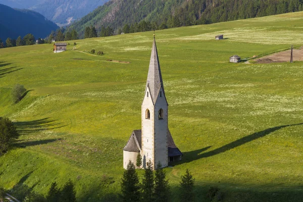 Old church in Kails am Grosglockner — Stock Photo, Image