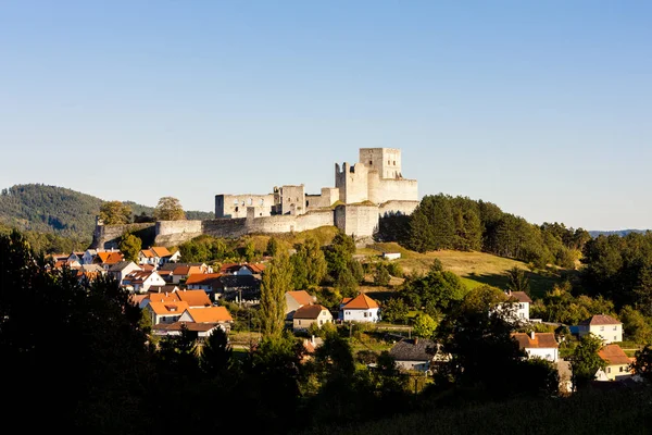 Ruínas do Castelo de Rabi, República Checa — Fotografia de Stock