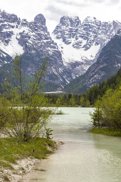 Alpská krajina v Dolomitech, Itálie — Stock fotografie