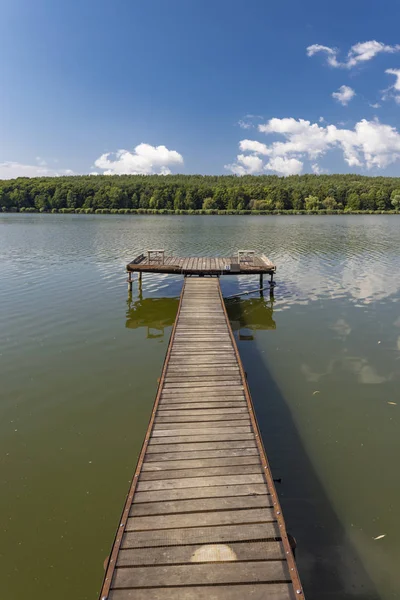 Pier on the pond Jenoi-to, Hungary — Stock Photo, Image