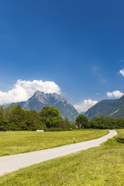 Slovenya 'nın Bovec kenti yakınlarındaki triglav ulusal parkı